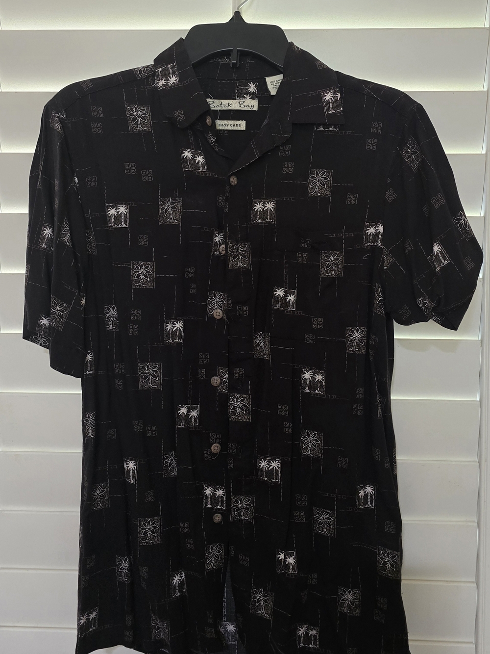 Black Tropical-Print Short Sleeve Button Down Shirt